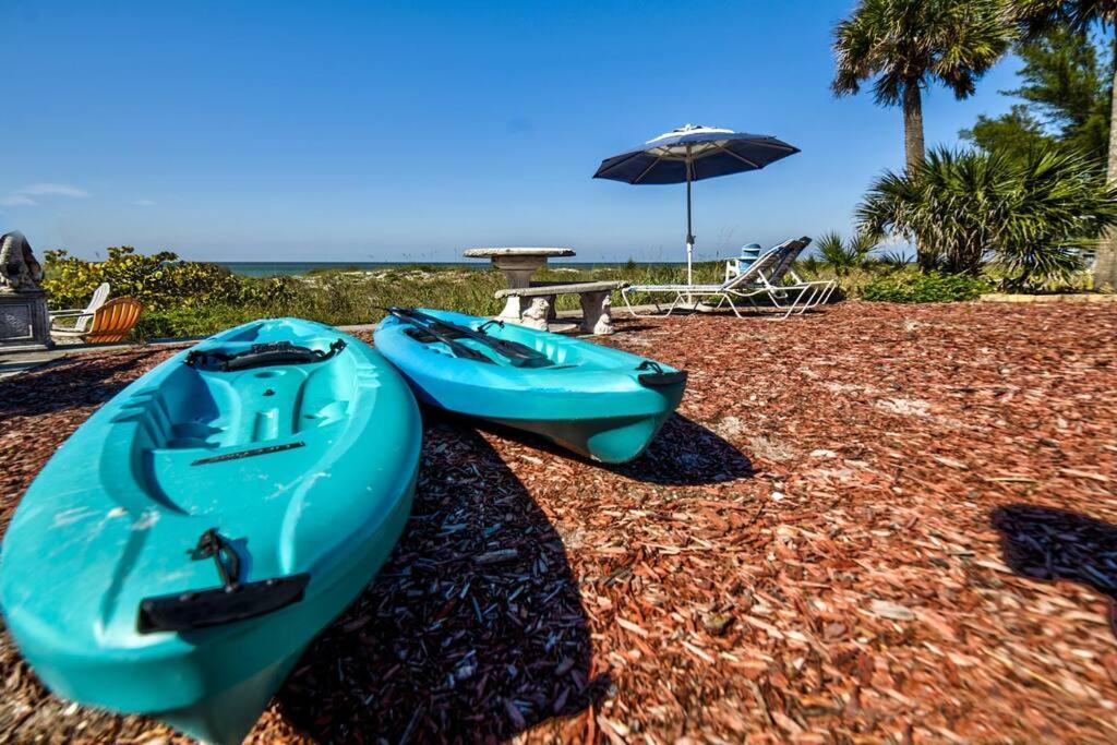 Joyce'S Beachfront #3 Clearwater Beach Exterior photo